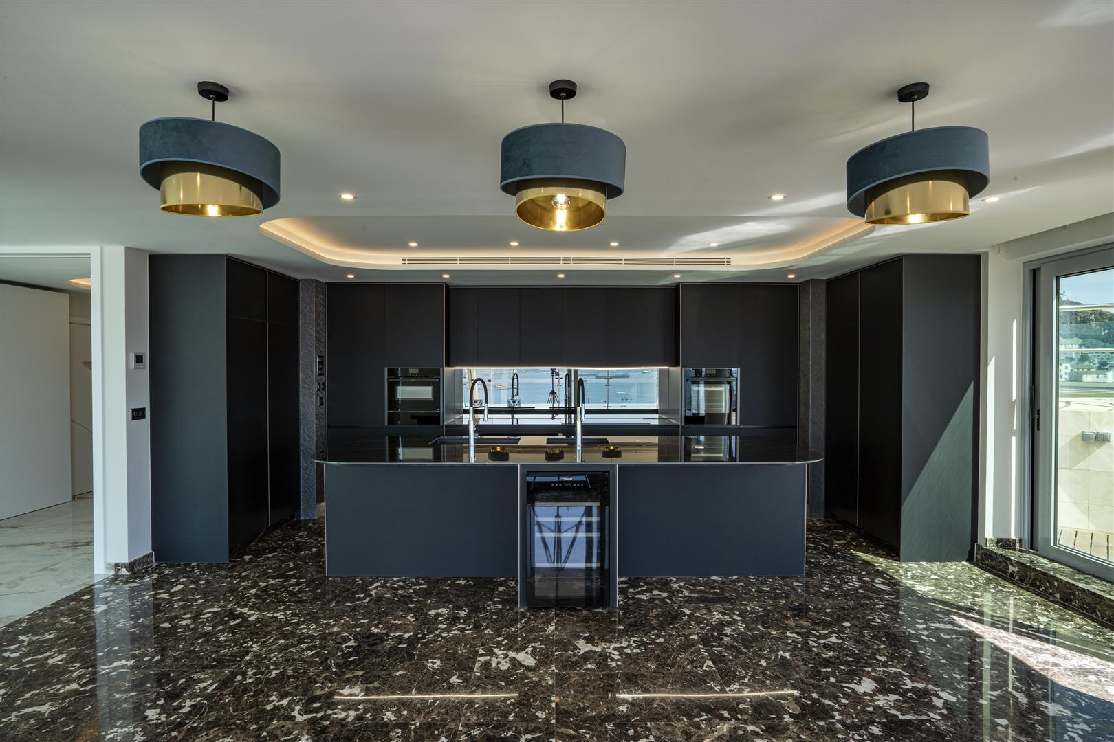 Image of Apartment - 5 Bedrooms - 6 Bathrooms for Rental in Royal Ocean Plaza-Gibraltar, Image 3